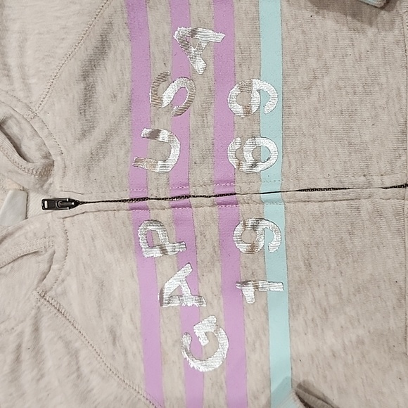 Toddler girl Gap sweatshirt - Picture 2 of 6